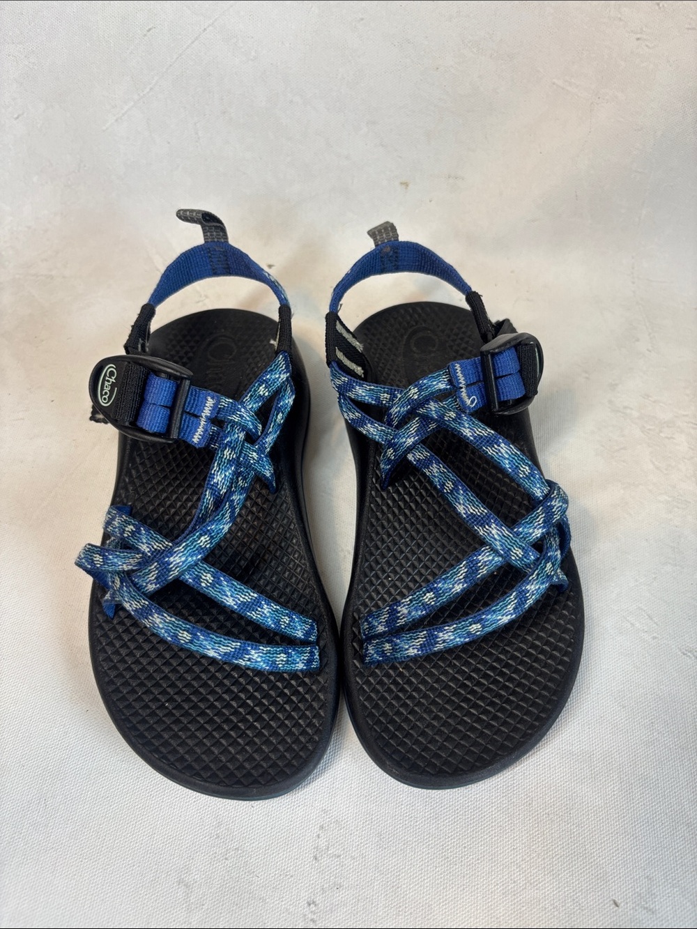 Chaco Kids Blue Patterned Webbing Sport Sandals, size 1